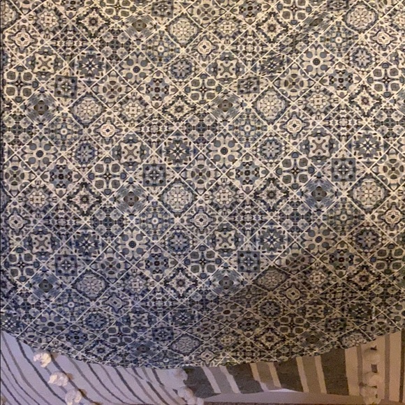 Kennington Men’s Abstract Causal SS Button Down - Picture 5 of 7